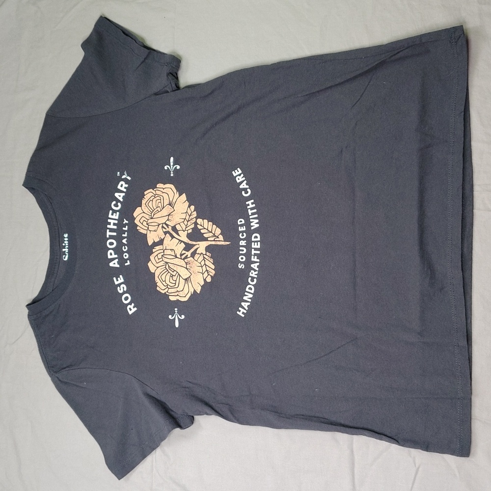 Schitts Creek T-Shirt Women's Size Large Black‎ Rose Apothecary Big Logo